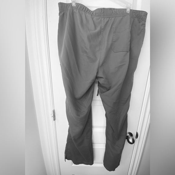 Greys anatomy scrub pants - Picture 3 of 3